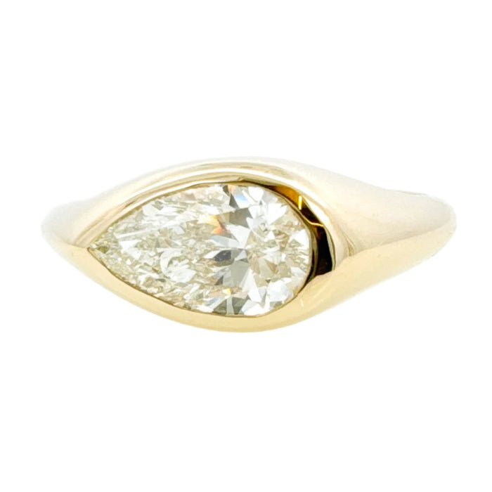 Signet 1.02ct Pear Diamond Engagement Ring