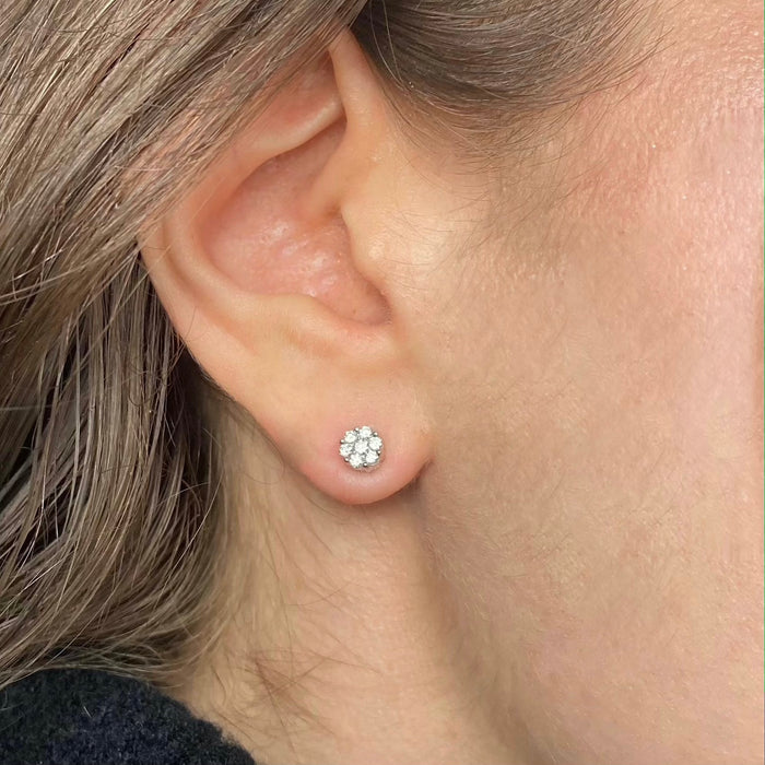 0.31tcw Diamond Cluster Stud Earrings