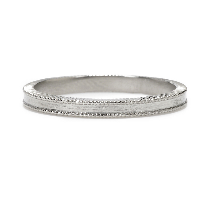 Plain White Gold Ribbed Band